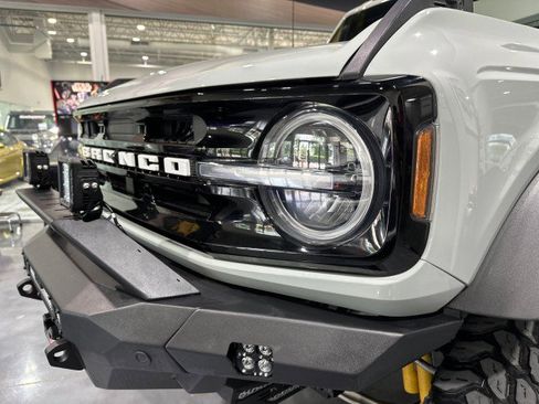 Used 2022 Ford Bronco Outer Banks w/ Sasquatch Package AWD/4WD image 26