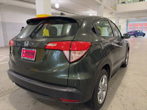 Used 2018 Honda HR-V LX image 4