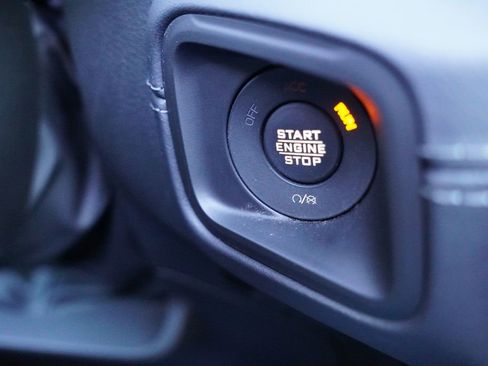 Certified 2025 Jeep Wrangler Unlimited Sahara w/ Safety Group image 31