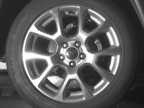 Used 2025 Jeep Compass Limited image 15