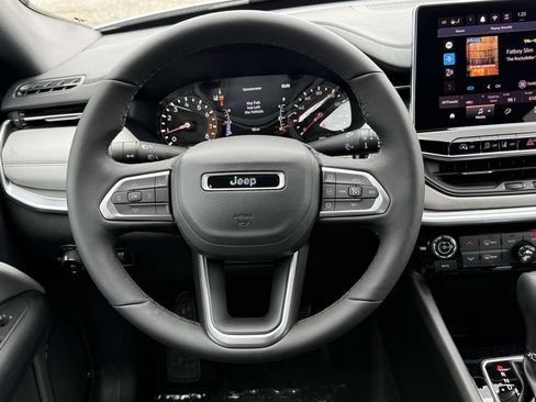 New 2026 Jeep Compass Limited AWD/4WD image 18