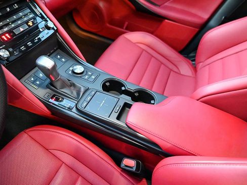 Used 2024 Lexus IS 300 F Sport image 21