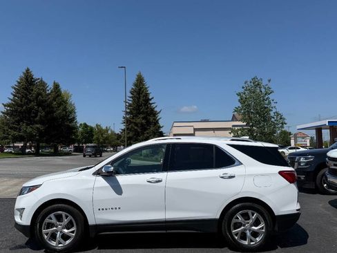 Used 2018 Chevrolet Equinox Premier AWD/4WD image 3