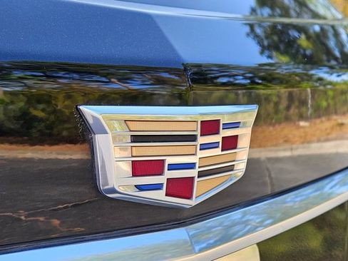 Certified 2022 Cadillac XT5 Premium Luxury w/ Technology Package AWD/4WD image 15