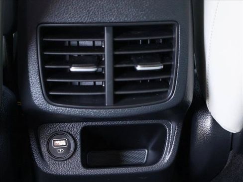 Used 2022 Kia Seltos SX AWD/4WD image 25
