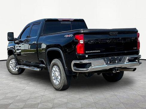 Used 2022 Chevrolet Silverado 2500 LTZ w/ LTZ Plus Package AWD/4WD image 4