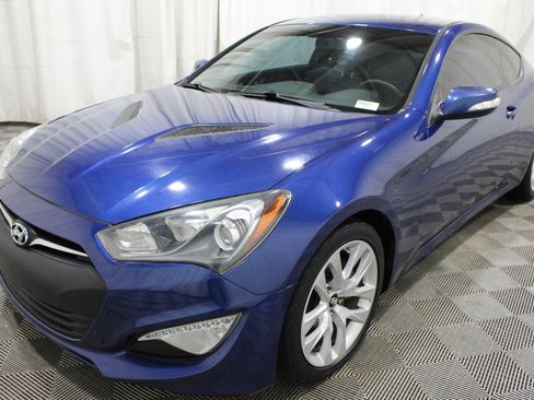 Used 2015 Hyundai Genesis 3.8 image 31