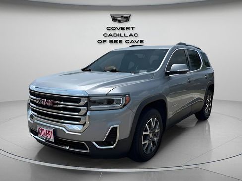 Used 2023 GMC Acadia SLT w/ Preferred Package image 3