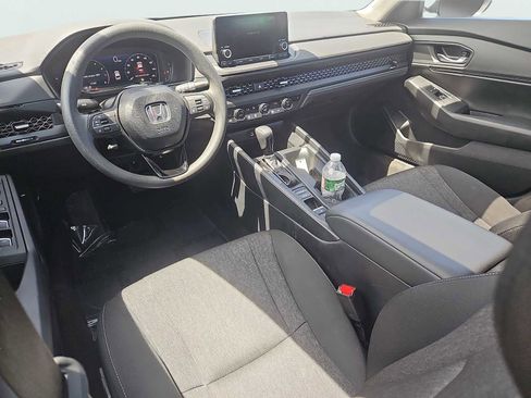 Used 2024 Honda Accord EX image 11