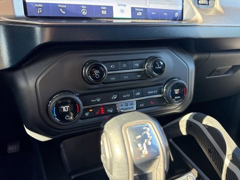 Used 2021 Ford Bronco Outer Banks w/ Sasquatch Package image 16