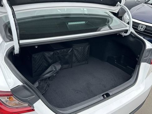 Used 2026 Toyota Camry SE w/ Convenience Package image 31