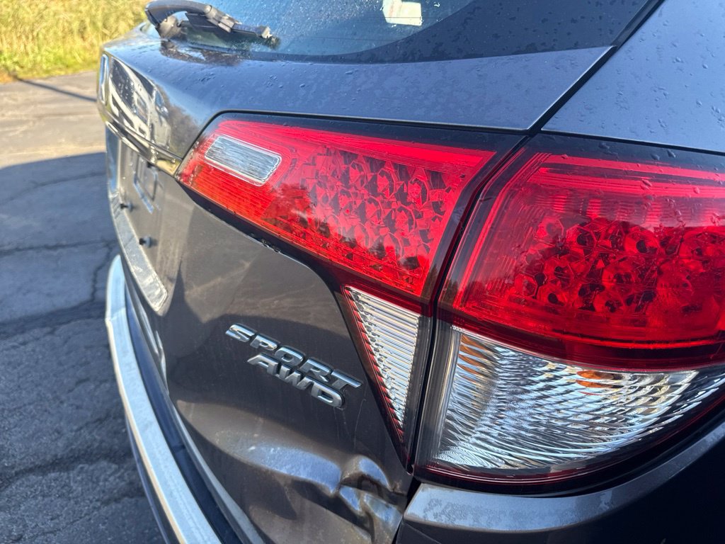 Used 2019 Honda HR-V Sport image 19