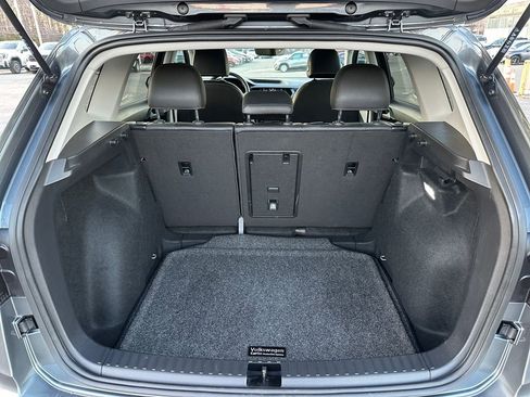 Used 2024 Volkswagen Taos SE w/ Panoramic Sunroof Package image 22