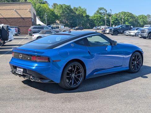 Used 2024 Nissan Z Performance w/ Floor Mat Package image 9