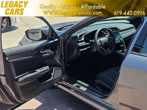 Used 2018 Honda Civic EX image 44