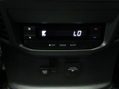 Certified 2024 Toyota Sequoia Limited w/ Tow Technology Package AWD/4WD image 33