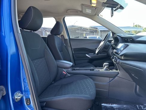 Used 2022 Nissan Kicks SV image 24