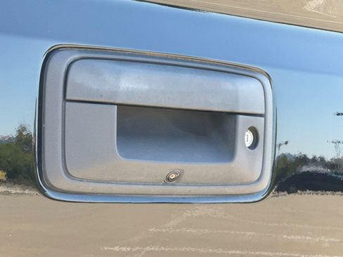 Used 2018 Chevrolet Silverado 1500 LT w/ All Star Edition AWD/4WD image 21