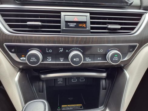 Used 2022 Honda Accord EX-L image 21