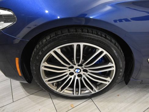 Used 2019 BMW M550i xDrive M550i xDrive AWD 4dr Sedan image 10