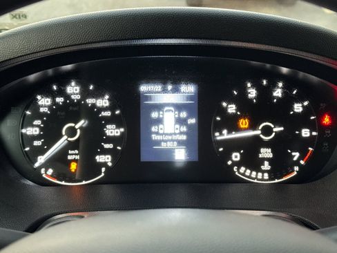 Used 2025 RAM ProMaster 2500 w/ Convenience Group image 23