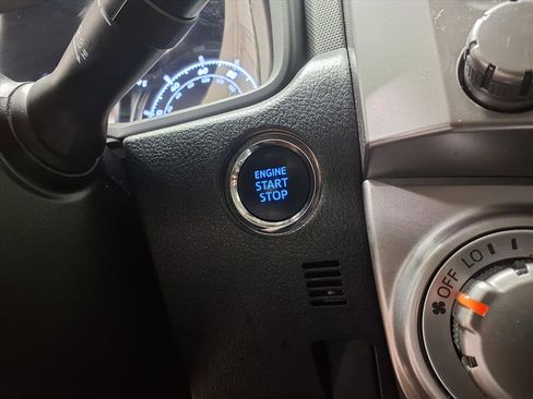 Used 2020 Toyota 4Runner SR5 Premium image 19