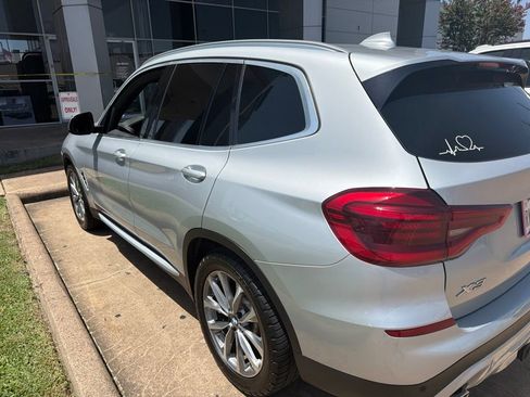 Used 2019 BMW X3 sDrive30i w/ Premium Package RWD image 2