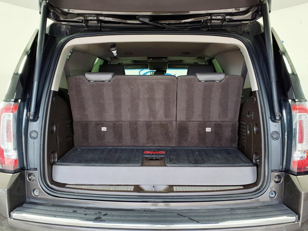Used 2019 GMC Yukon Denali w/ Denali Ultimate Package RWD image 8