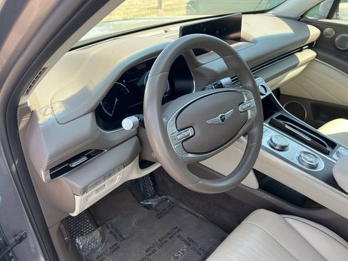 Used 2023 Genesis GV80 2.5T w/ Prestige 20" Package image 15