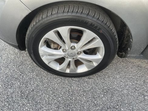 Used 2016 Kia Soul + FWD image 30