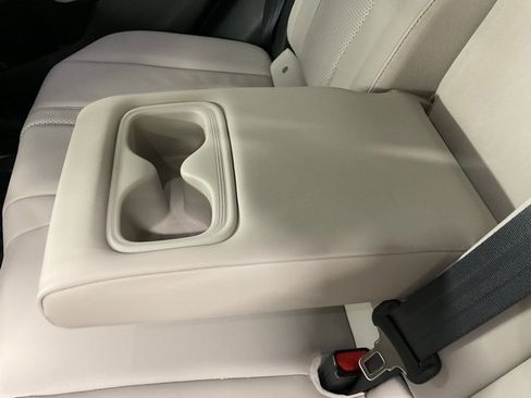 Used 2025 Acura RDX w/ Technology Package image 13