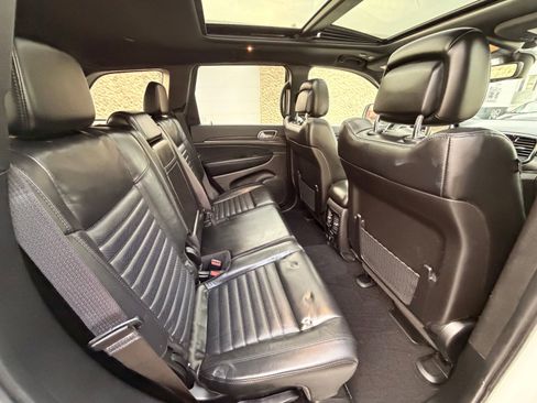 Used 2021 Jeep Grand Cherokee Limited X image 28