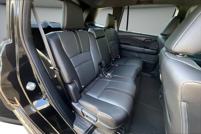 Used 2023 Honda Passport TrailSport image 27