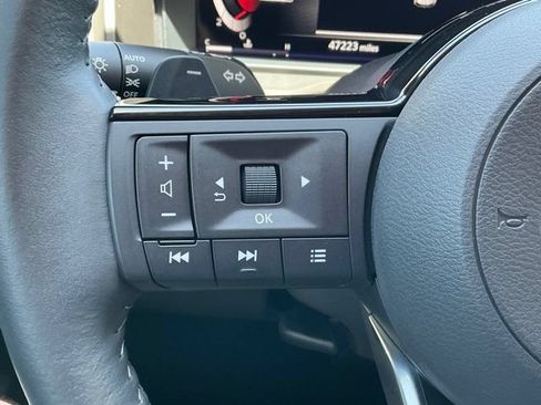 Used 2023 Nissan Rogue Platinum w/ Platinum Premium Package AWD/4WD image 25