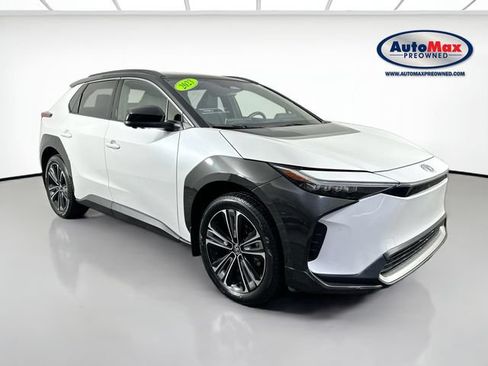 Used 2023 Toyota bZ4X AWD w/ Weather Package image 1