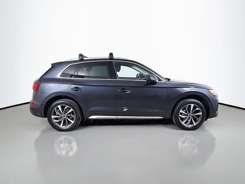 Used 2021 Audi Q5 2.0T Premium Plus w/ Premium Plus Package AWD/4WD image 5