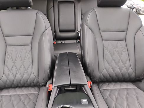 Used 2025 Nissan Rogue Platinum w/ Platinum Premium Package FWD image 52