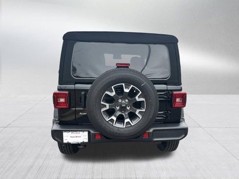 Certified 2024 Jeep Wrangler Sahara image 7