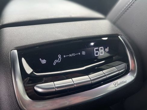 Used 2024 Cadillac XT6 Premium Luxury w/ LPO, Floor Liner Package AWD/4WD image 25