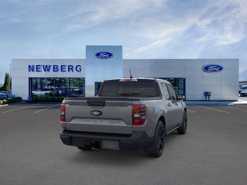 New 2026 Ford Maverick Lariat w/ Black Appearance Package image 8