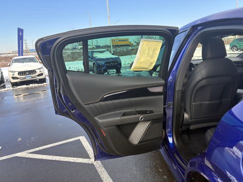 Used 2023 Maserati Grecale Modena image 29