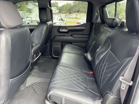 Used 2024 Chevrolet Silverado 1500 RST AWD/4WD image 10