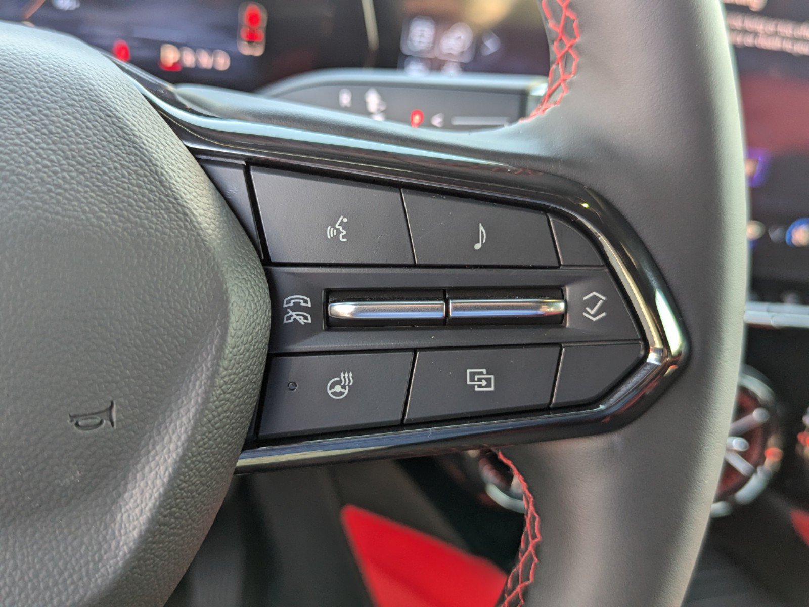Used 2024 Chevrolet Blazer EV RS RWD image 26
