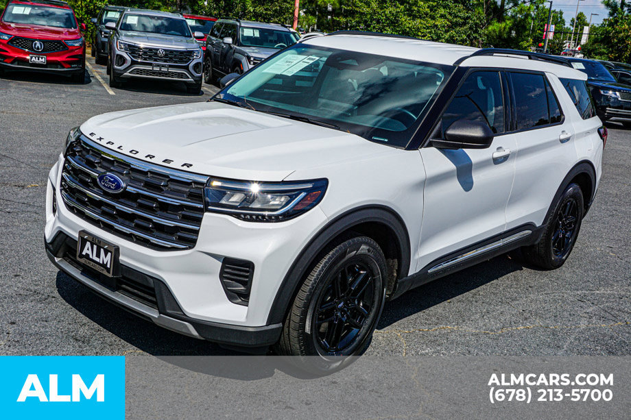 Used 2025 Ford Explorer Active RWD image 14