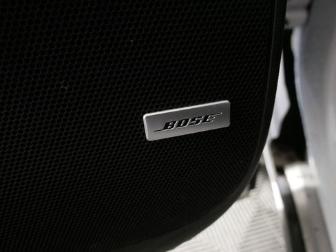 Used 2021 Buick Enclave Premium w/ Sun and Sites Package image 19