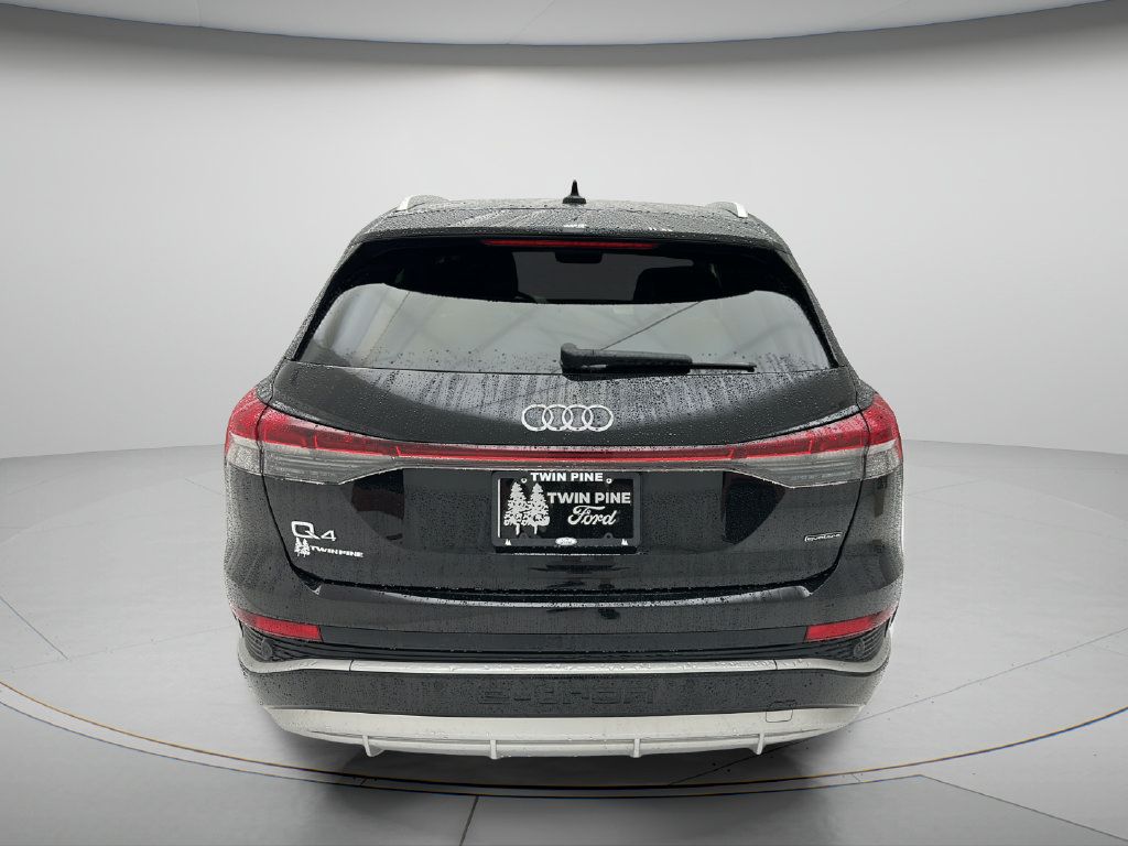 Used 2023 Audi Q4 e-tron Premium Plus w/ Premium Plus AWD/4WD image 7
