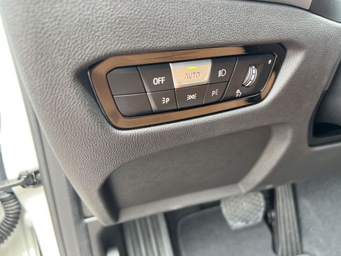 Certified 2025 BMW 230i Coupe RWD image 37