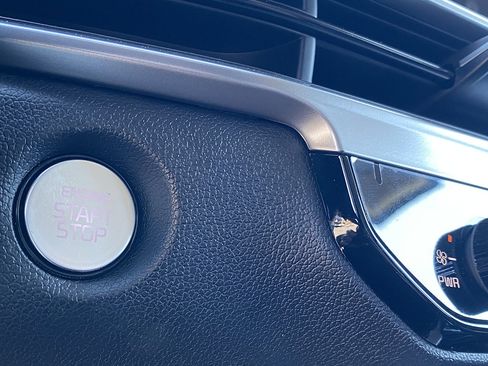 New 2026 Kia Sorento LX FWD image 17