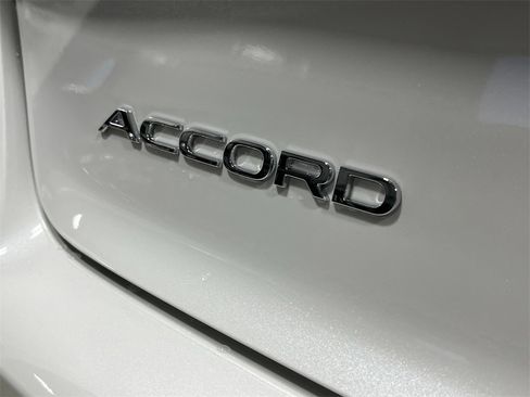 New 2025 Honda Accord SE image 10