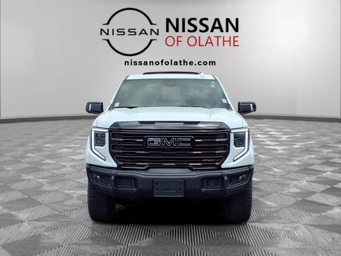 Used 2024 GMC Sierra 1500 AT4X AWD/4WD image 31